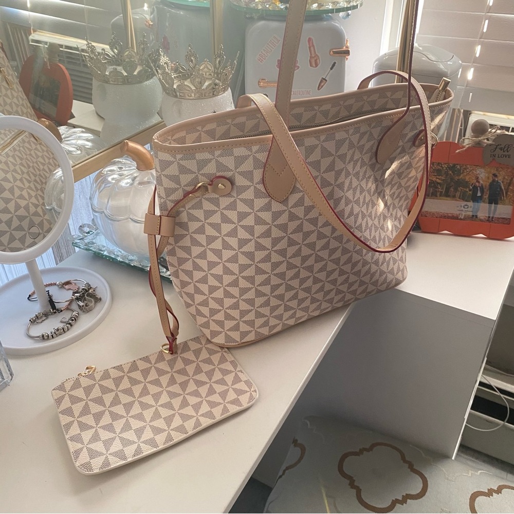 amazon tote bag